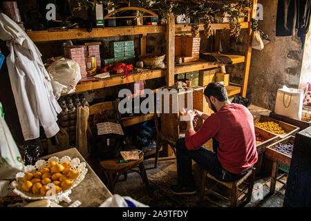 Sapone Sharkass (Il Savon Al Sharkass), Souk, Tripoli, Libano Foto Stock