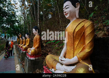 Phnom Sombok monastero buddista, vicino ad esempio Kampi e Kratie Krong (Kracheh), Cambogia del Sud-est asiatico Foto Stock