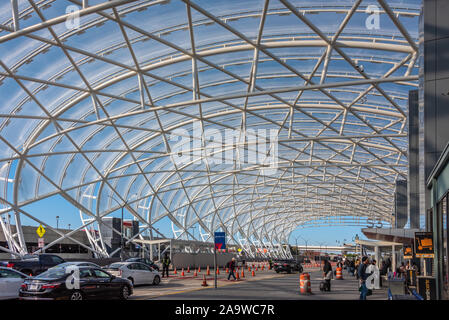 Inizio attività mattutina a Atlanta International Airport il terminale domestico a sud di Atlanta, Georgia. (USA) Foto Stock