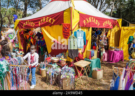 Deerfield Beach Florida, Quiet Waters Park, Florida Renaissance Festival, venditori venditori bancarelle stand mercato stand mercato, acquirente acquisto di vendita, discl Foto Stock