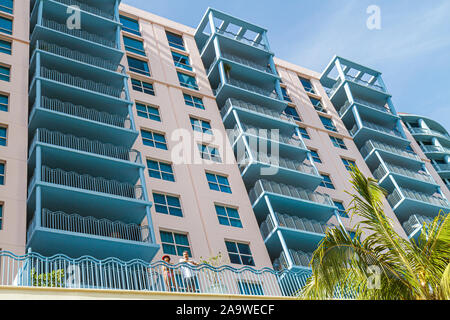 Miami Beach Florida,15th Street,condominiums condominio condomini residenziali residence appartamenti appartamenti appartamenti, edifici case Foto Stock