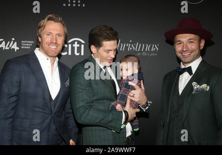 Los Angeles, Ca. 17 Nov, 2019. I tenori, a Natale al Grove at The Grove in Los Angeles, la California il 17 novembre 2019. Credito: Faye Sadou/media/punzone Alamy Live News Foto Stock