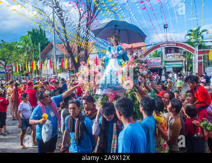 Partecipante al festival Higantes ad Angono Filippine Foto Stock