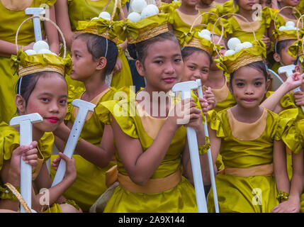 Partecipante al festival Higantes ad Angono Filippine Foto Stock