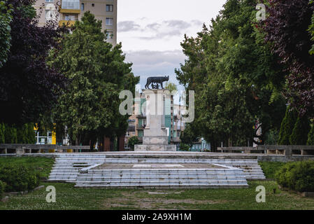 Lupo capitolino statua in Satu Mare, la capitale di Satu Mare County, Romania Foto Stock