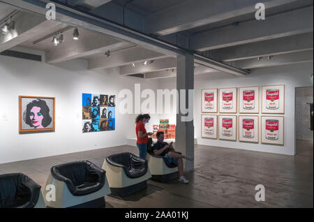 Galleria in Andy Warhol Museum di Pittsburgh, Pennsylvania, STATI UNITI D'AMERICA Foto Stock