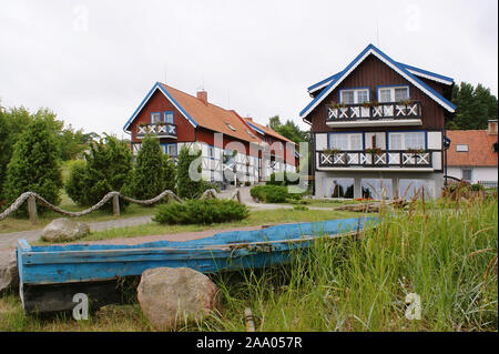 Tradizionale casa di pescatori in Nida, Lituania. Nida è un resort insediamento sul Curonian Spit in Lituania. Foto Stock