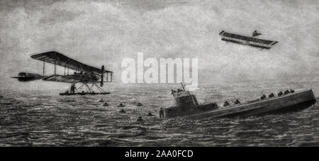 Il sommergibile Francese Foucault costruito per la marina francese prima guerra mondiale. Mentre di pattuglia al largo delle coste del Montenegro era stato avvistato sotto la superficie da due austro-ungarico Lohner L'idrovolante. I due hanno bombardato Foucault, rigature hits che costrinse alla superficie. Impossibile tuffarsi e senza potere, è stata abbandonata e autoaffondato. Gli idrovolanti sbarcati e ha preso il prigioniero di equipaggio, trattenendoli fino all'arrivo di un austriaco torpediniera. È stato il primo esempio di un sottomarino in mare essendo affondato da attacco aereo. Il 15 settembre 1916. Foto Stock