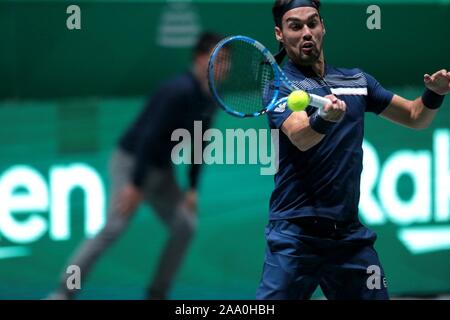 Madrid, Spagna. Xviii Nov, 2019. Madrid Spagna; 11/18/2019.- F. Fognini .Match tra F. Fognini da Italia contro V. Pospisil dal Canada nella Coppa Davis a Caja Mágica di Madrid. Credito: Juan Carlos Rojas/Picture Alliance | in tutto il mondo di utilizzo/dpa/Alamy Live News Foto Stock