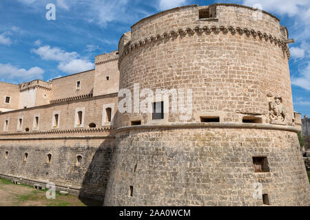 Esterno del Castello de' Monti a Corigliano d'Otranto in Puglia (Puglia) nel Sud Italia Foto Stock