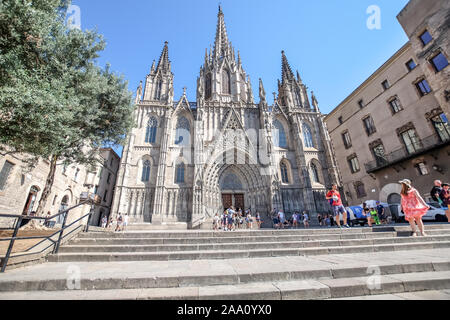 Barcellona - Luglio 17, 2018: Vista della cattedrale di Barcellona. La Cattedrale di Santa Croce e di Santa Eulalia, noto anche come la cattedrale di Barcellona, è t Foto Stock