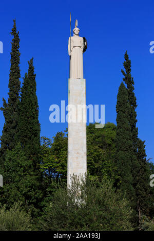 Monumento ad Athena Parthenos (Pallas Athena) in Atene, Grecia Foto Stock