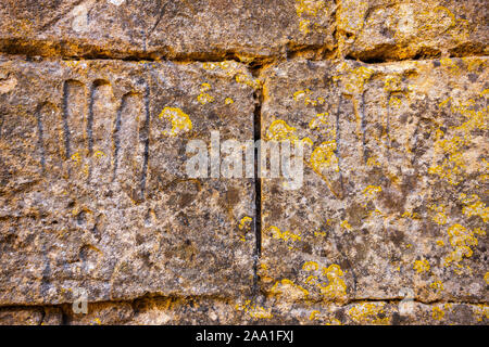 Rare religeous templare incisioni rupestri Domme Dordogne Francia Foto Stock