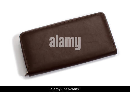 Pelle marrone wallet su sfondo bianco Foto Stock