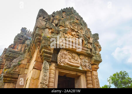 Il famoso Narai Bantomsin architrave in Prasat Hin di Phnom Rung, Chaloem Phrakiat distretto, Buriram Provincia, Thailandia. Foto Stock