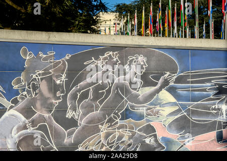 Il lato destro di Hans Erni di affresco sulla parete perimetrale del Palazzo delle Nazioni Unite a Ginevra, Svizzera Foto Stock