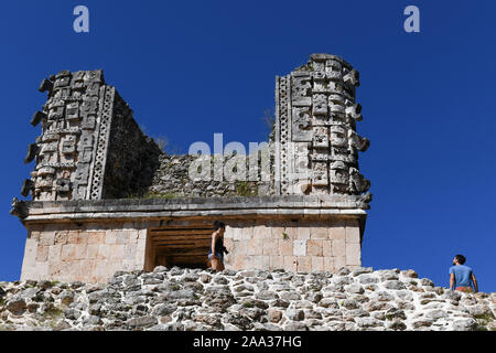 Uxmal, antica città maya del periodo classico si trova nella regione Puuc della parte orientale della penisola dello Yucatan, Messico Foto Stock