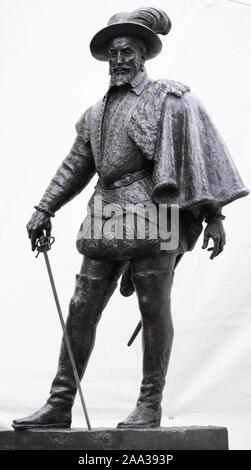 Sir Walter Raleigh statua Greenwich Foto Stock