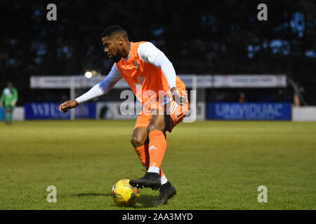 Hendon Fc player Tom Hamblin stagione 2019/2020 UK. Tom Hamblin giocando per Hendon Fc a Swindon Supermarine Calcio Club Foto Stock