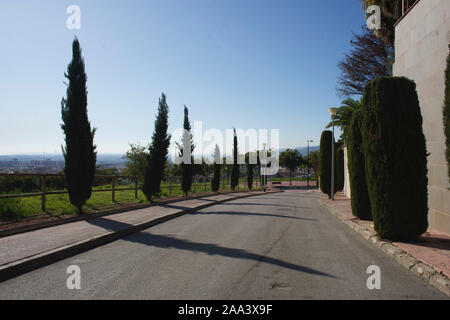 Calles mas ricas de Barcelona urbanizacion mas cara de Barcelona Casas de futbolistas casas de famosos urbanizacion mas bonita Esplugues de Llobregat Foto Stock