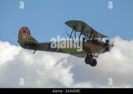 Polikarpov PO2 G-BSSY in volo Foto Stock