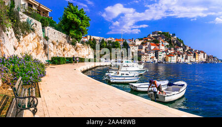 Bella citta di Sebenico,vista panoramica,Dalmazia, Croazia. Foto Stock