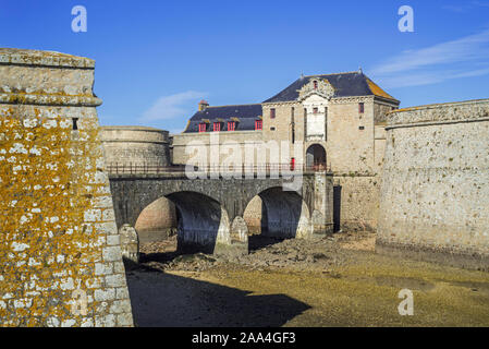 Ingresso del XVI secolo la cittadella di Port-Louis, Morbihan, in Bretagna, Francia Foto Stock