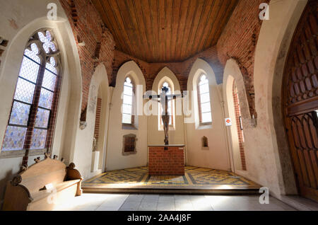 Il castello di Malbork del 13th secolo, fondato dai Cavalieri dell'Ordine Teutonico, un sito patrimonio dell'umanità dell'UNESCO. Polonia Foto Stock