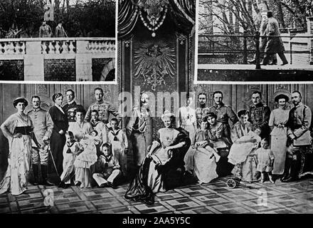 La fine della guerra e l'abdicazione dell'Imperatore Guglielmo, ha segnato la fine della famiglia di Hohenzollerns alla ribalta della società tedesca e royalty. La foto di gruppo mostra la famiglia Hohenzollern all'altezza della loro popolarità e da destra a sinistra sono:-- principe Oscar e la moglie, il duca di Brunswick, sua moglie e i suoi due figli; il principe August Wilhelm, moglie e bambino; il principe Joachim e moglie; l'ex-Kaiserin ed ex-Kaiser Wilhelm; l'ex-Crown Prince, sua moglie e cinque bambini; il principe Adelburt e moglie; il principe Eitel Federico e sua moglie (ora divorziati) Foto Stock