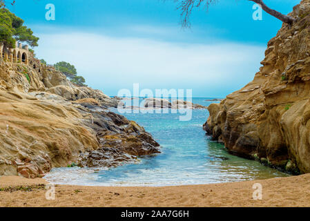 Frammento di una parete da una pietra scheggiata Foto Stock