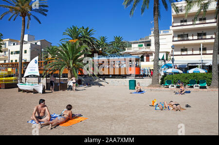 Tram Nostalgico a Port de Soller, Soller Maiorca, isole Baleari, Spagna Foto Stock