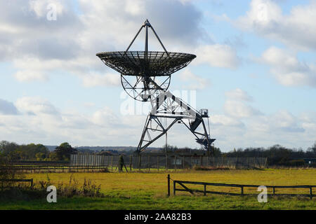 Decomissioned radio telescope piatto a Cambridge University di Mullard Observatory Foto Stock