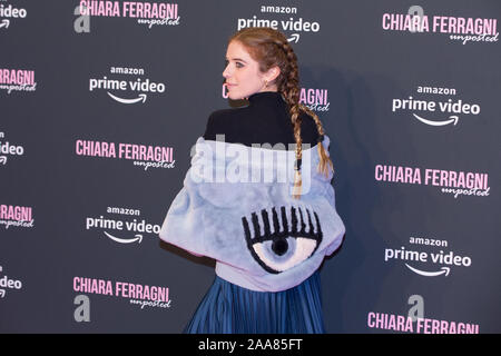 Roma, Italia. Xix Nov, 2019. Attrice italiana Valentina Romani tappeto rosso presso l Auditorium Conciliazione a Roma del documentario "Chiara Ferragni - Unposted' (Foto di Matteo Nardone/Pacific Stampa) Credito: Pacific Press Agency/Alamy Live News Foto Stock