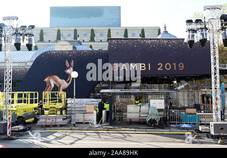 Baden Baden, Germania. Xx Nov, 2019. Nella parte anteriore del Festspielhaus, la settantunesima Bambi Media premio sarà assegnato, che si terranno il 21.11.2019. Credito: Uli Deck/dpa/Alamy Live News Foto Stock