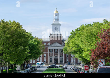 Ingresso principale ospedale di lettura, Torre Salute, West Lettura, Pennsylvania, 22 aprile 2019, Foto Stock