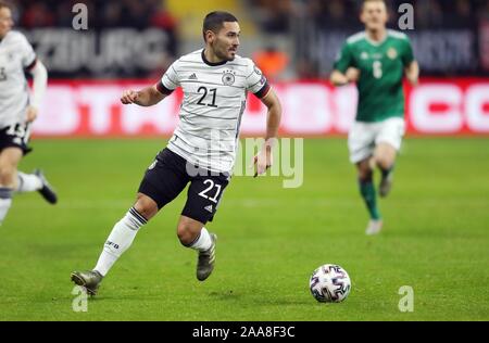 Francoforte, Deutschland. Xix Nov, 2019. firo: 19.11.2019 calcio, Campionato Europeo Euro: di qualificazione al Campionato Europeo di qualificazione nazionale Germania - Irlanda del Nord 6: 1 Ilkay Gundogan, singola azione | Utilizzo di credito in tutto il mondo: dpa/Alamy Live News Foto Stock