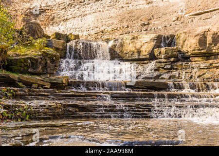 Rockway Falls Conservation Area e Louth Falls Conservation Area Niagara Scarpata Valley Lincoln Ontario Canada in autunno Foto Stock