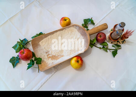 Una tavola centrotavola presso il Museo di panpepato ristorante a Radovljica, Slovenia, l'Europa. Foto Stock