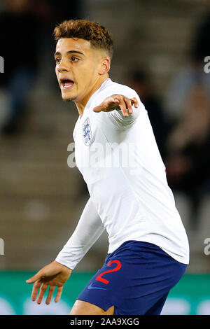 DOETINCHEM, 19-11-2019, Stadio de Vijverberg, stagione 2019 / 2020, amichevole, Inghilterra player U21 Max Aarons durante il match Jong Oranje - Jong Engeland Foto Stock