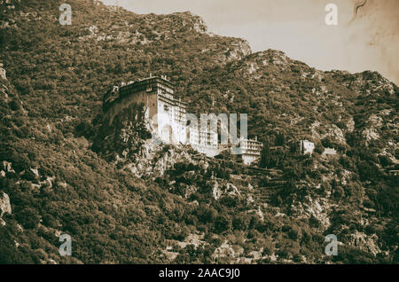 Mt. Athos, Grecia - Santo Monastero di Simonos Petra (Simonopetra) in stile vintage Foto Stock