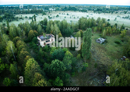 Azienda abbandonata in Chernobyl Zona di esclusione, Ucraina Settembre Foto Stock
