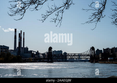 Ravenswood stazione di generazione nella città di Long Island, New York Foto Stock