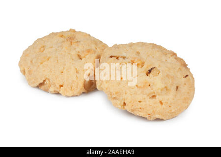 Studio shot di cioccolato bianco Biscotti chip tagliato fuori contro uno sfondo bianco - Giovanni Gollop Foto Stock