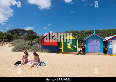 Cabine sulla spiaggia, a Brighton, Melbourne. Foto Stock