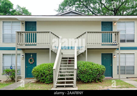 Un multi-unità appartamento edificio è mostrato a Robinwood Appartamenti in Mobile, Alabama. Foto Stock