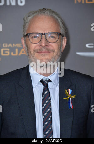 LOS ANGELES, CA - Novembre 16, 2015: Direttore Francis Lawrence alla premiere di 'la fame di giochi: Mockingjay - Parte 2' © 2015 Paul Smith / Featureflash Foto Stock