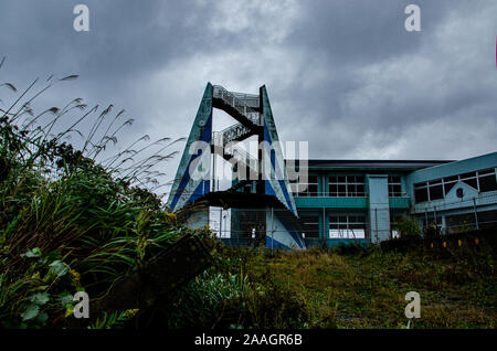 Scuola dopo Fukushima tsunami, Giappone Foto Stock