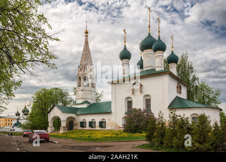 Yaroslavl, Chiesa di San Nicholas il Wonderworker (St. Nicholas trito di città). Anello d'oro della Russia Foto Stock