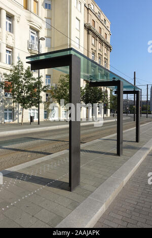 Budapest, Kossuth Lajos ter, Strassenbahn - Budapest, Kossuth Lajos ter, tram Foto Stock