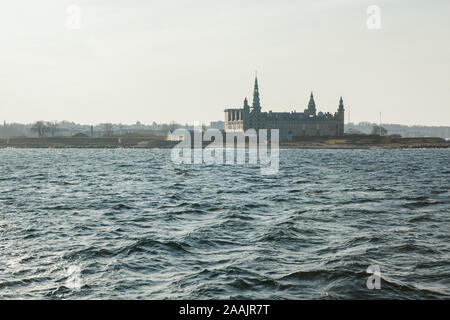 Il Castello di Kronborg sulla costa danese Foto Stock